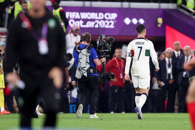 Lời chia tay buồn của người h&ugrave;ng Cristiano Ronaldo - Ảnh 1.