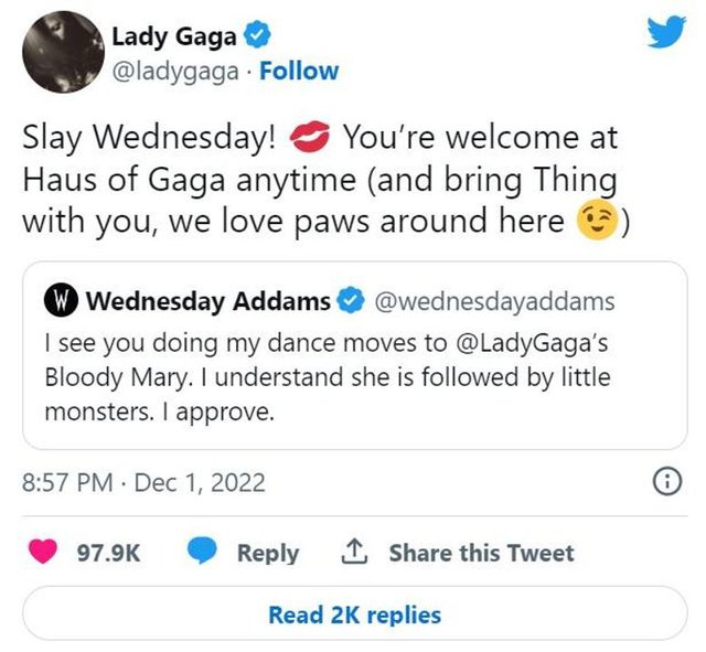 Người hướng nội đi vũ hội Wednesday khoe vũ đạo khiến b&agrave;i h&aacute;t hơn 10 năm tuổi của Lady Gaga bất ngờ g&acirc;y b&atilde;o MXH - Ảnh 6.