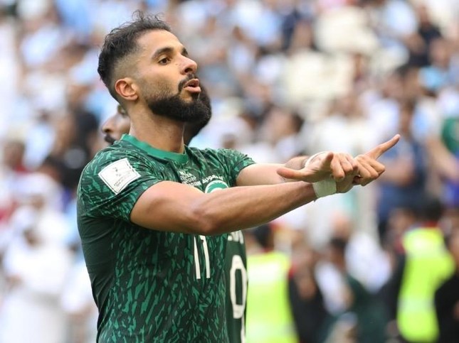 ĐT Saudi Arabia bị chỉ tr&iacute;ch sau World Cup 2022: Nỗi khổ của g&atilde; nh&agrave; gi&agrave;u - Ảnh 3.