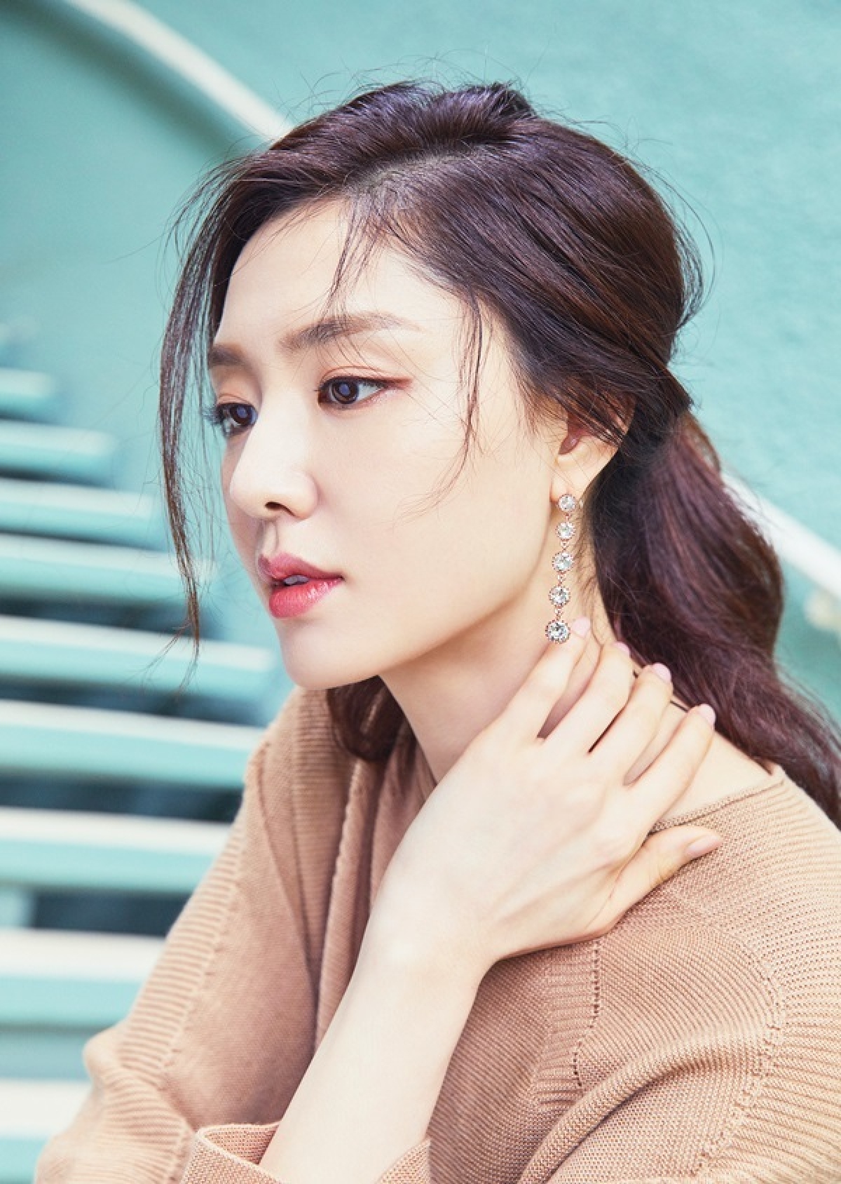 Nữ phụ Hạ Cánh Nơi Anh cướp chồng bạn thân trong phim mới - Ảnh 4.