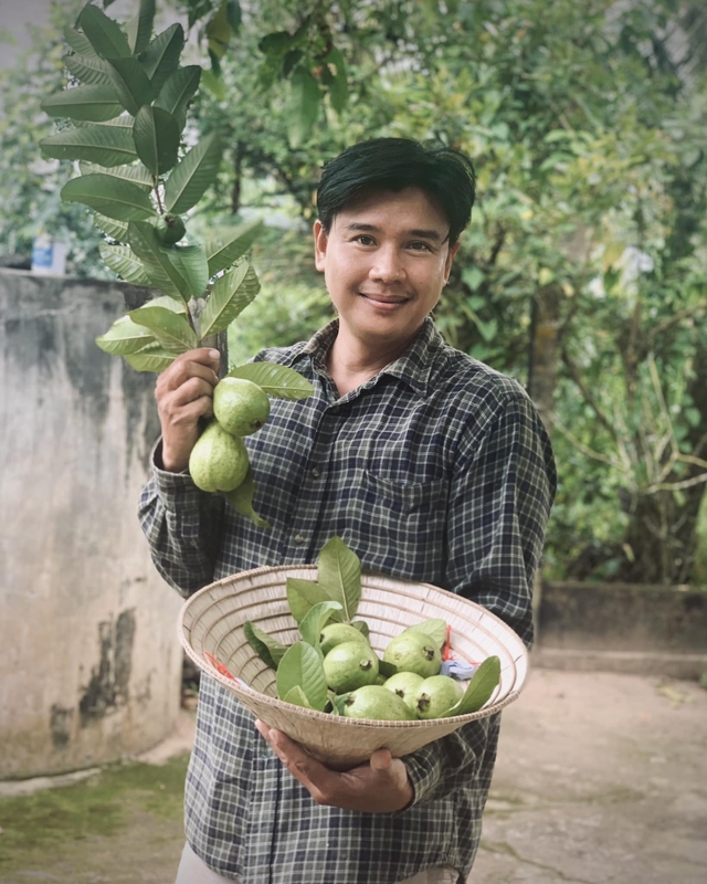 Sao nam Việt nổi danh cách đây 19 năm: Từng làm lơ xe để theo đuổi đam mê, dành cả đời đi từ thiện - Ảnh 4.