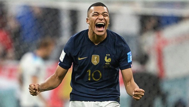 Những khoảnh khắc để đời của Mbappé, không hâm mộ bóng đá cũng thấy thú vị - Ảnh 4.