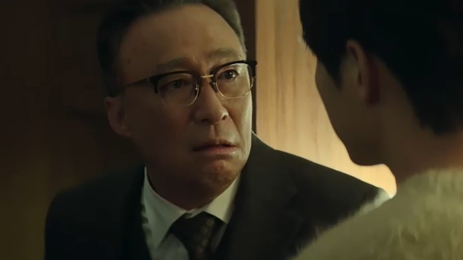Cậu Út Nhà Tài Phiệt tập 12 giảm nhiệt: Lộ hung thủ gây ngỡ ngàng, ông nội Song Joong Ki quá đỉnh - Ảnh 2. Cậu Út Nhà Tài Phiệt tập 12 giảm nhiệt: Lộ hung thủ gây ngỡ ngàng, ông nội Song Joong Ki quá đỉnh - Ảnh 2.