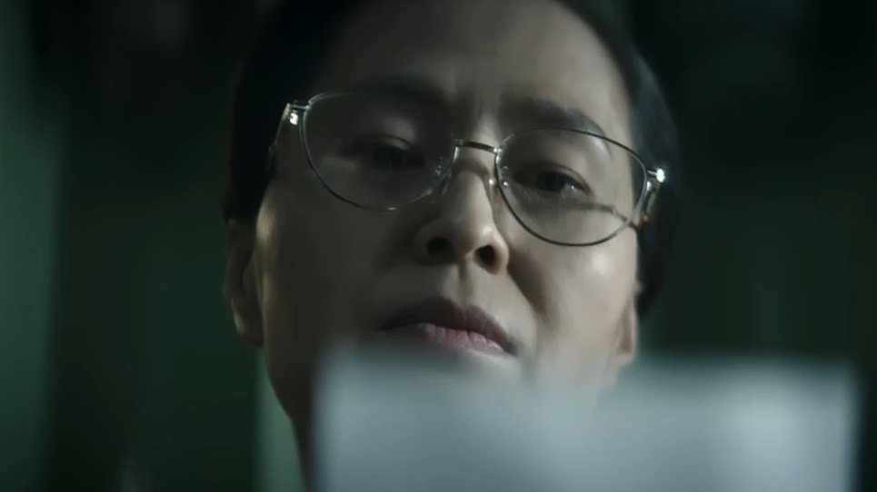 Cậu Út Nhà Tài Phiệt tập 12 giảm nhiệt: Lộ hung thủ gây ngỡ ngàng, ông nội Song Joong Ki quá đỉnh - Ảnh 10. Cậu Út Nhà Tài Phiệt tập 12 giảm nhiệt: Lộ hung thủ gây ngỡ ngàng, ông nội Song Joong Ki quá đỉnh - Ảnh 10.