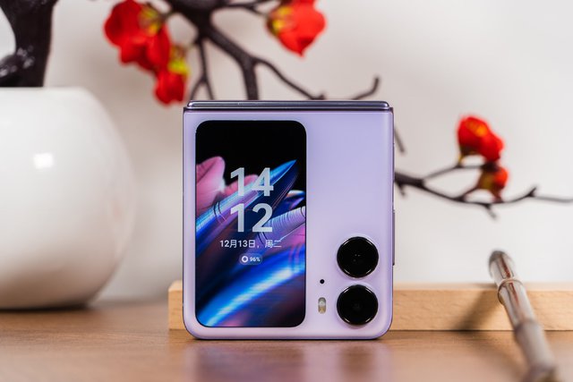 Ảnh thực tế OPPO Find N2 Flip: Đ&acirc;y l&agrave; c&aacute;ch OPPO đối mặt Samsung! - Ảnh 3.