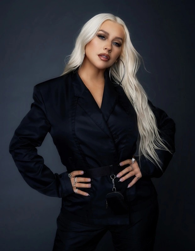 Cực hot: Christina Aguilera và hôn phu xuất hiện cực tình tứ tại Hà Nội! - Ảnh 8.