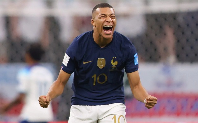 Kylian Mbappé từng mang hết tiền thưởng World Cup làm từ thiện: Tôi không cần được trả tiền. Tôi thi đấu vì màu cờ sắc áo” - Ảnh 2.