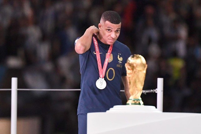 Messi và Mbappe lập hàng loạt kỷ lục trong trận chung kết World Cup 2022 - Ảnh 2.