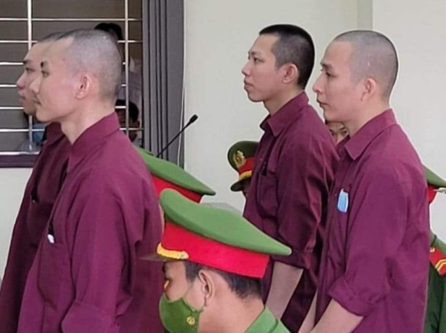 Vụ Tịnh thất Bồng Lai: Tòa sửa quyết định thi hành án, ông Lê Tùng Vân có 7 ngày để trình diện - Ảnh 1.