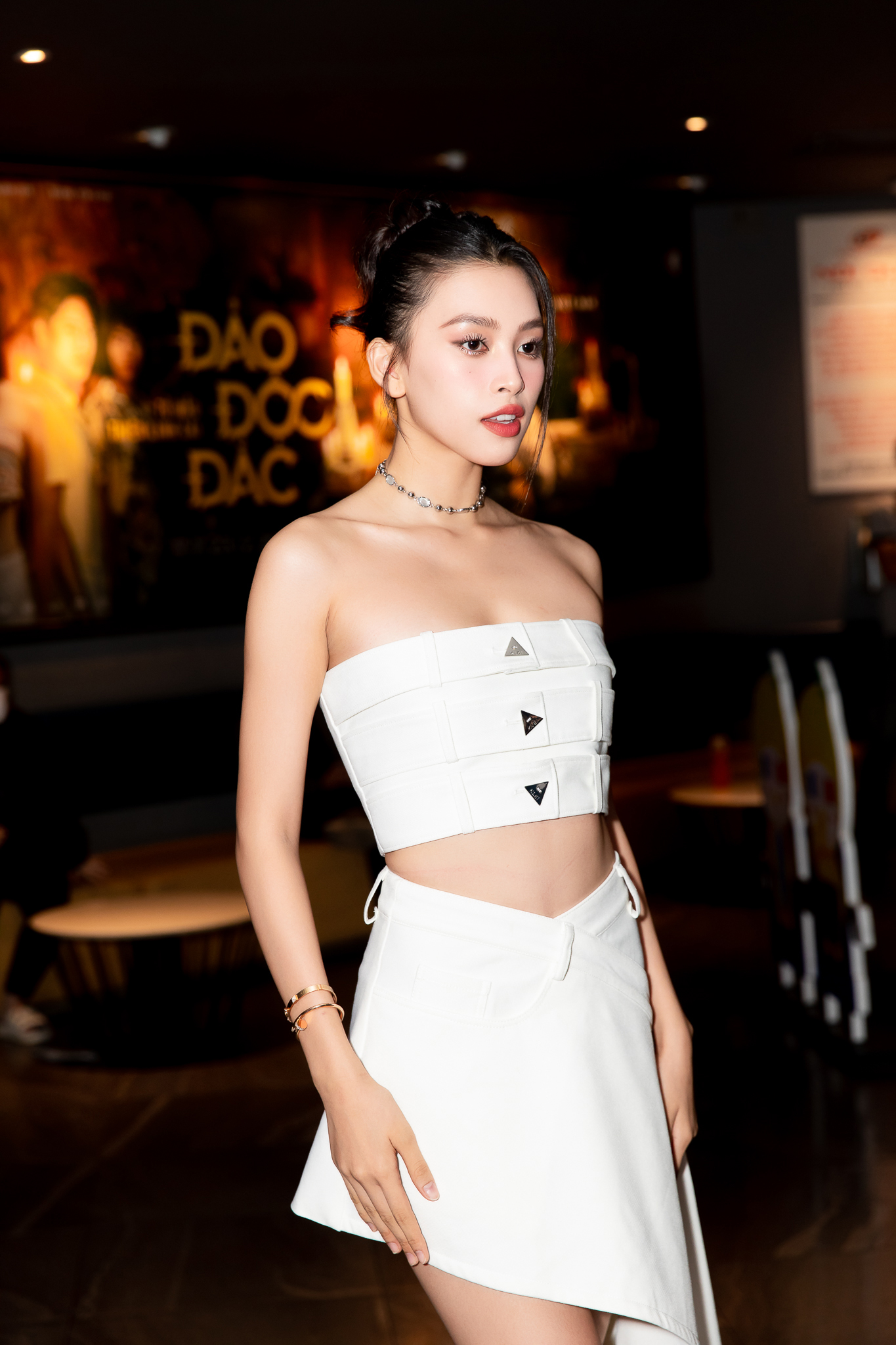 Họp báo phim Tết của Trường Giang: Visual Nhã Phương át vía cả dàn sao, HIEUTHUHAI debut diễn xuất với lý do bất ngờ - Ảnh 12. Họp báo phim Tết của Trường Giang: Visual Nhã Phương át vía cả dàn sao, HIEUTHUHAI debut diễn xuất với lý do bất ngờ - Ảnh 12.