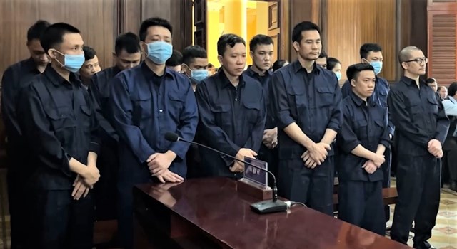 Bị c&aacute;o Nguyễn Th&aacute;i Luyện chối tội, c&aacute;c đồng phạm xin khoan hồng - Ảnh 1.