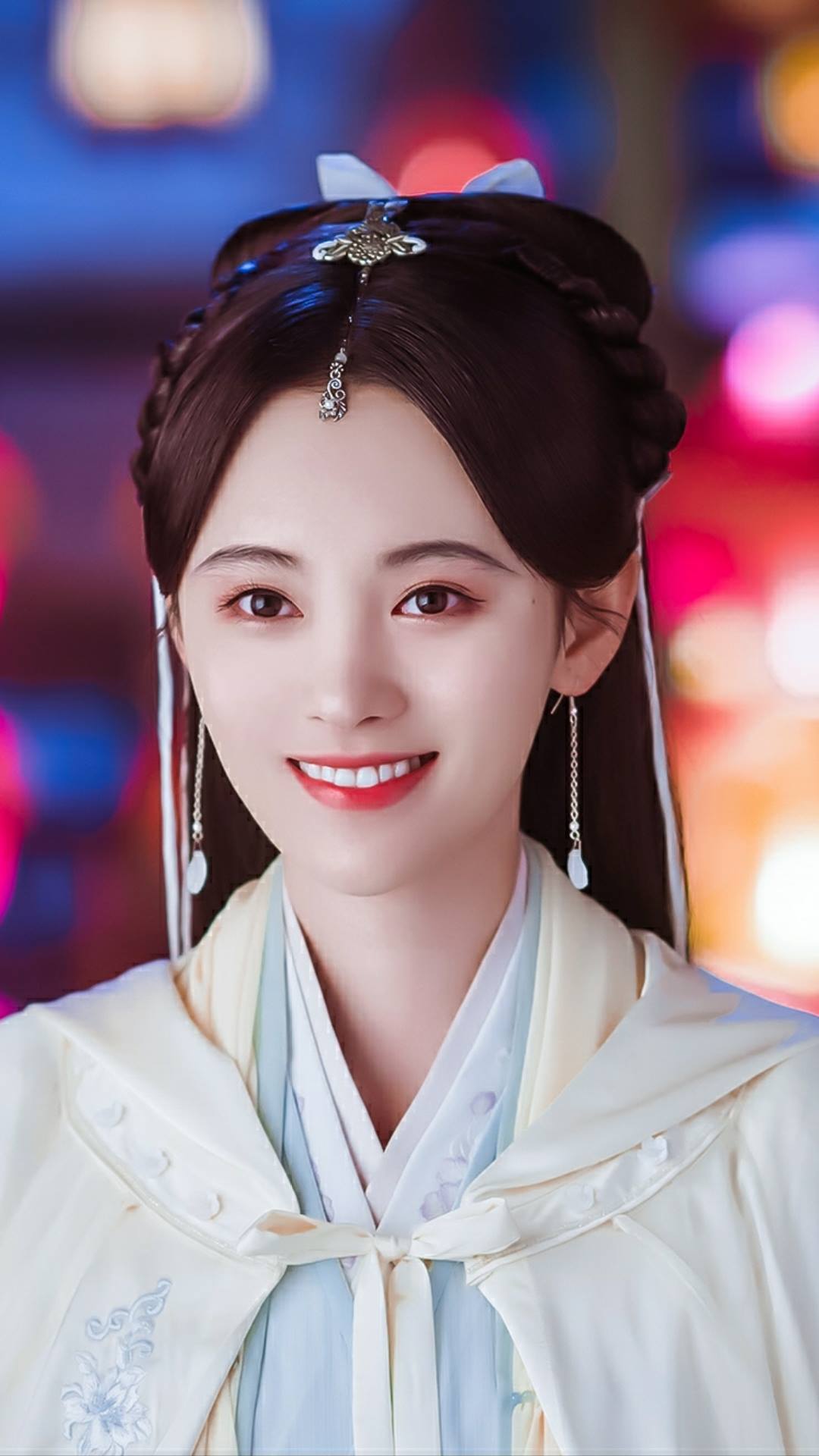 Ngán ngẩm tạo hình trăm phim như một của hội mỹ nhân Hoa ngữ: Đến bao giờ nàng thơ Đông Cung mới thôi ăn mày quá khứ? - Ảnh 11. Ngán ngẩm tạo hình trăm phim như một của hội mỹ nhân Hoa ngữ: Đến bao giờ nàng thơ Đông Cung mới thôi ăn mày quá khứ? - Ảnh 11.