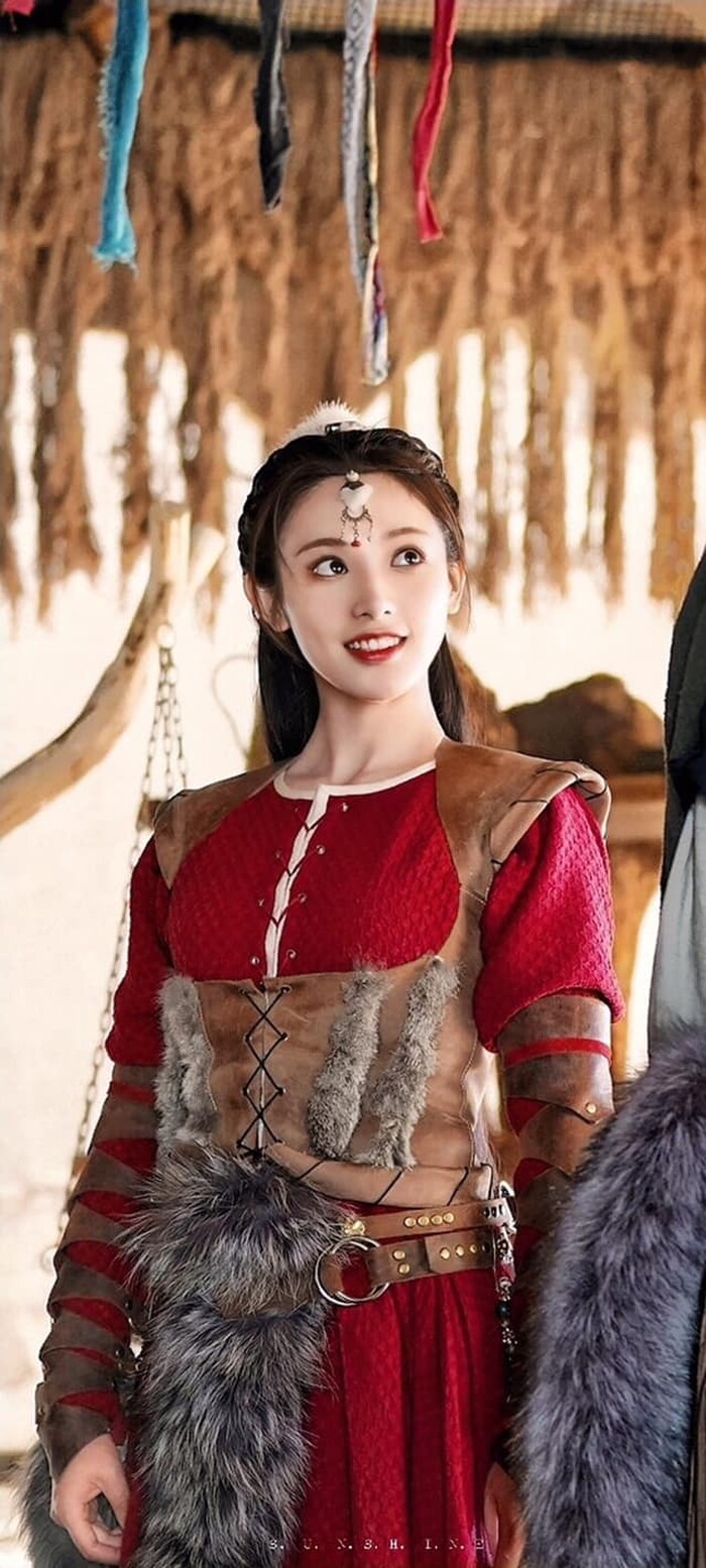 Ngán ngẩm tạo hình trăm phim như một của hội mỹ nhân Hoa ngữ: Đến bao giờ nàng thơ Đông Cung mới thôi ăn mày quá khứ? - Ảnh 7. Ngán ngẩm tạo hình trăm phim như một của hội mỹ nhân Hoa ngữ: Đến bao giờ nàng thơ Đông Cung mới thôi ăn mày quá khứ? - Ảnh 7.