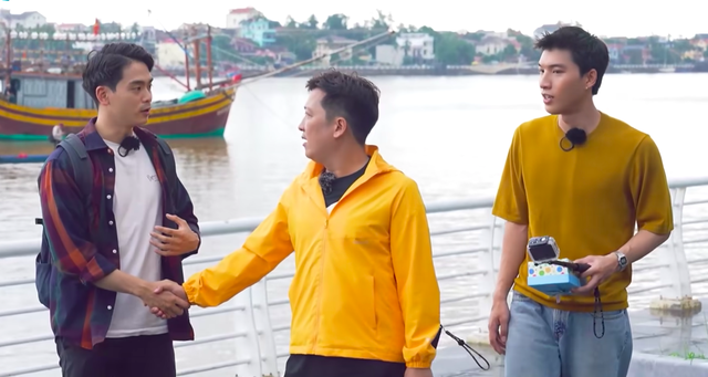 Cực phẩm Người Ấy L&agrave; Ai mở m&agrave;n m&ugrave;a mới của 2 Ng&agrave;y 1 Đ&ecirc;m, c&ograve;n l&agrave; fan cứng Sơn T&ugrave;ng - Ảnh 3.