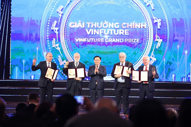 Giải thưởng Khoa học công nghệ lớn nhất hành tinh VinFuture mùa 2 tìm được chủ nhân giải 3 triệu đô đầy xứng đáng! - Ảnh 4.