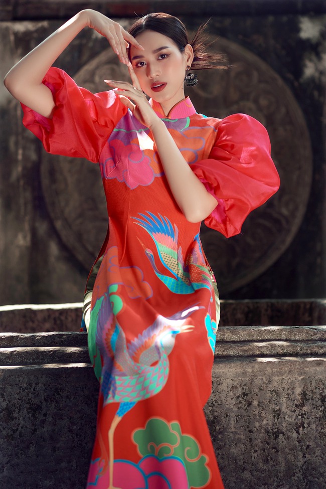Các người đẹp Việt gợi ý mẫu áo dài cách tân duyên dáng cho Tết 2023 - Ảnh 8.