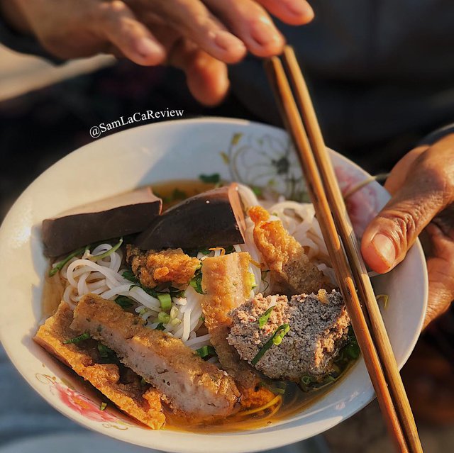 Ghé Vĩnh Long ăn “không nhìn giá”, toàn những món chất lượng chỉ từ 10k - Ảnh 2.