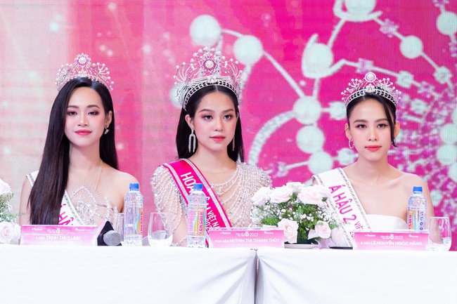 Cận visual của Top 3 Hoa hậu Việt Nam trong họp báo hậu đăng quang, ai chiếm spotlight nhất? - Ảnh 8.