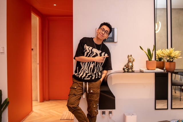 Từ nỗi thống khổ của những ngôi nhà nuôi mèo: 9X Hà Nội quyết tâm chi 500 triệu để cải tạo nhà, tránh vết mèo cào - Ảnh 1.