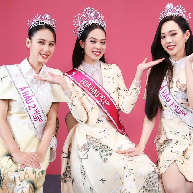 Gặp gỡ Top 3 Hoa hậu Việt Nam 2022: Tôi từng bị soi mói và miệt thị là bình hoa di động - Ảnh 3.