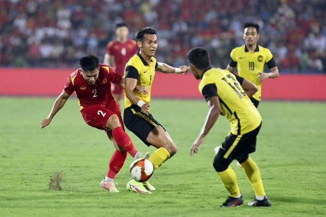 B&aacute;o H&agrave;n Quốc: Malaysia chỉ c&oacute; thể l&agrave; kẻ th&aacute;ch thức đội tuyển Việt Nam - Ảnh 2.