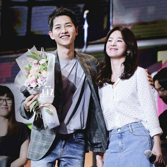 Song Joong Ki khi hẹn hò bạn gái ngoại quốc: Liên tục mặc đồ sáng màu, phóng khoáng khác hẳn hồi ở bên Song Hye Kyo? - Ảnh 8.