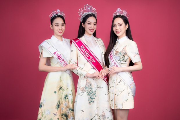 Vợ MC Quyền Linh phản ứng tinh tế khi Lọ Lem được khen ăn đứt Top 3 Hoa hậu Việt Nam 2022 - Ảnh 4.