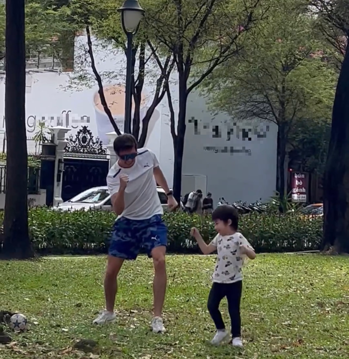 MC Ho&agrave;ng Oanh hội ngộ chồng cũ v&agrave; chi tiết thể hiện mối quan hệ hiện tại - Ảnh 2.