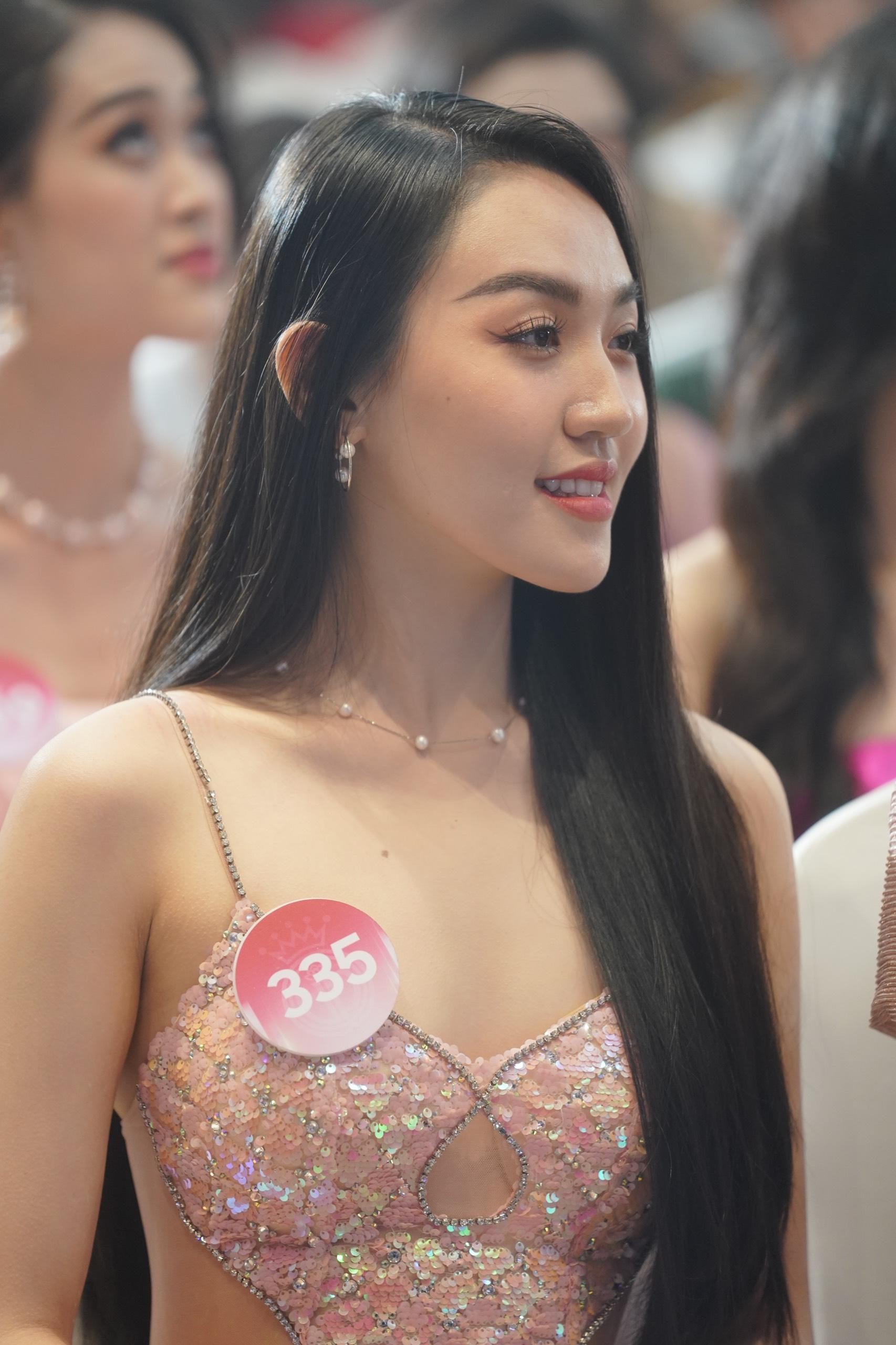 Nhan sắc cận Top 35 Hoa hậu Việt Nam 2022 - Ảnh 16.