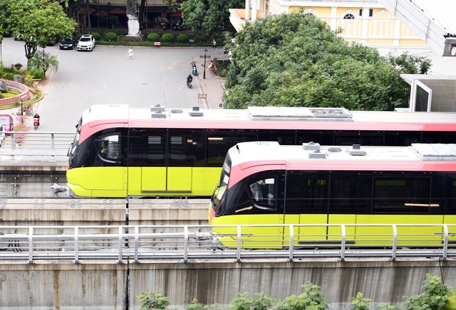 Hà Nội: Vận hành thử nghiệm 8 đoàn tàu của dự án đường sắt đô thị số 3 - Ảnh 5.