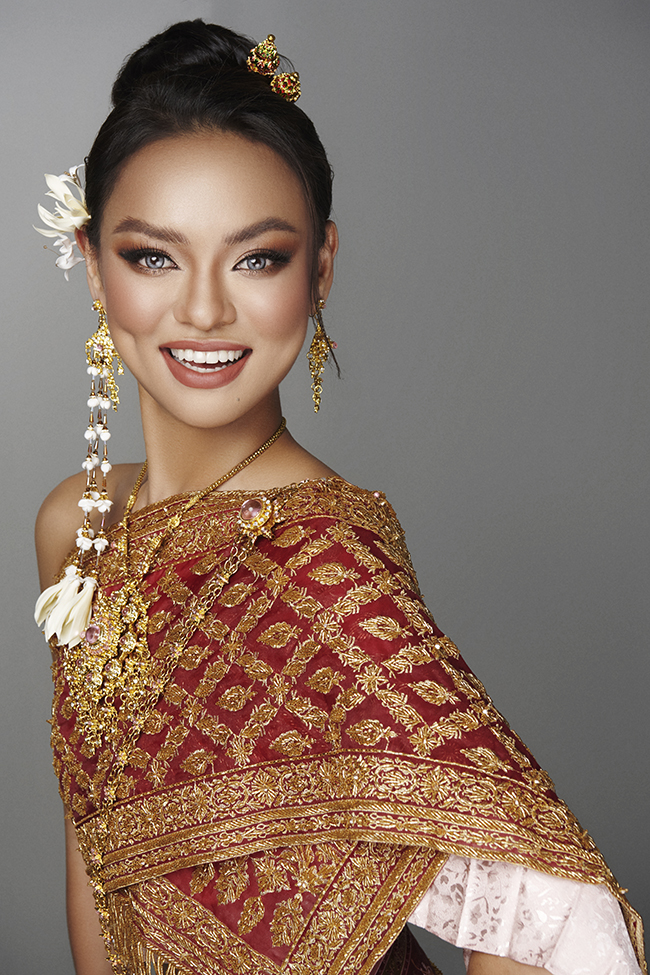 Mai Ngô tung bộ ảnh khởi động trước thềm Miss International Queen Vietnam 2023 - Ảnh 1.