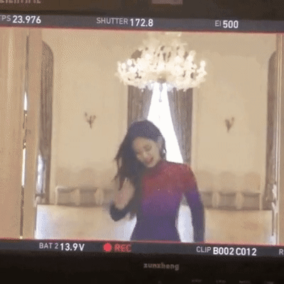 Ai bảo Jennie (BLACKPINK) kém chuyên nghiệp thì bước ra đây: Xử lý sự cố ngon lành như thế này cơ mà! - Ảnh 7.
