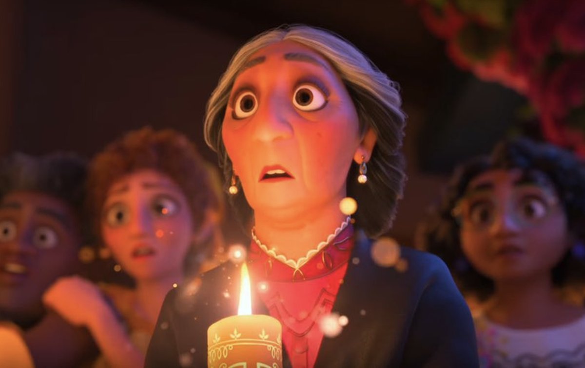 Giả thuyết chấn động về Encanto v&agrave; nguồn gốc ph&eacute;p thuật của nh&acirc;n vật: Vấn đề t&acirc;m l&yacute; được b&iacute; mật c&agrave;i cắm, thật qu&aacute; kh&acirc;m phục Disney! - Ảnh 3.