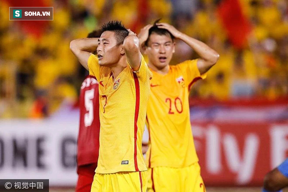 Cười đau ruột với màn châm chọc đau hơn hoạn của CĐV Trung Quốc dành cho đội nhà - Ảnh 3.