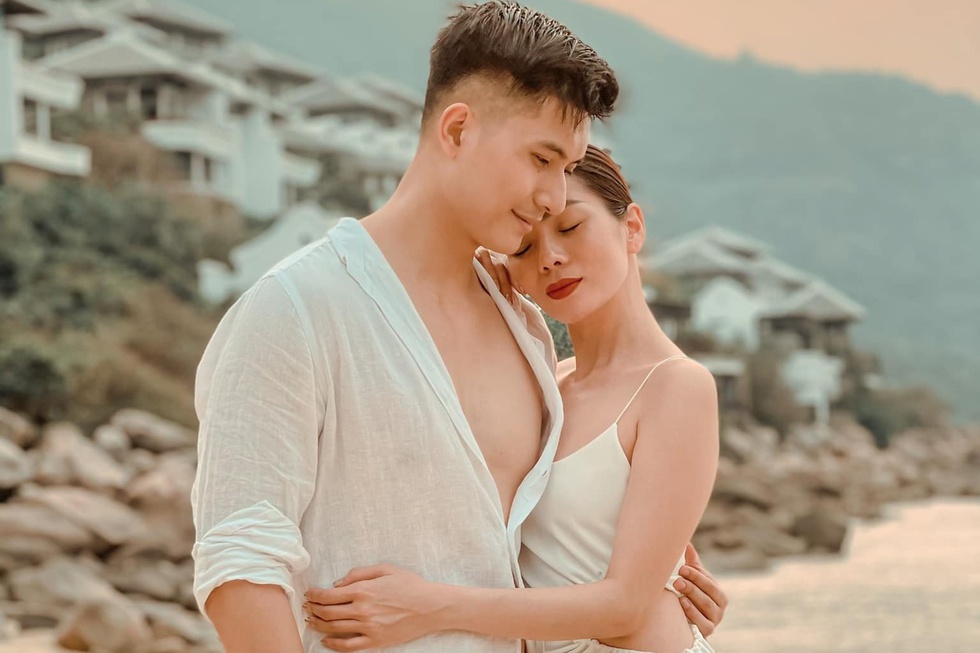 Lệ Quyên ghì chặt Lâm Bảo Châu trong đêm Valentine, còn gọi bạn trai 1 tiếng chồng - Ảnh 7. Lệ Quyên ghì chặt Lâm Bảo Châu trong đêm Valentine, còn gọi bạn trai 1 tiếng chồng - Ảnh 7.