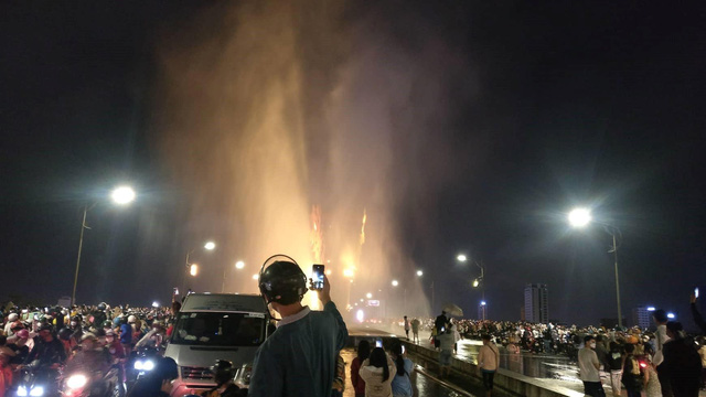 Đ&agrave; Nẵng, Hội An du kh&aacute;ch nhộn nhịp trở lại - Ảnh 4.