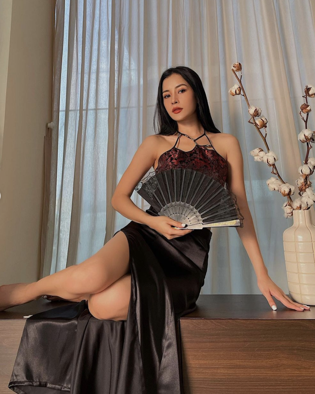 Chi Pu diện đồ mỏng tang khoe body cực bốc, ơ k&igrave;a b&agrave;n tay hư ngay v&ograve;ng 1 khiến d&acirc;n t&igrave;nh kh&ocirc;ng thể rời mắt - Ảnh 6.