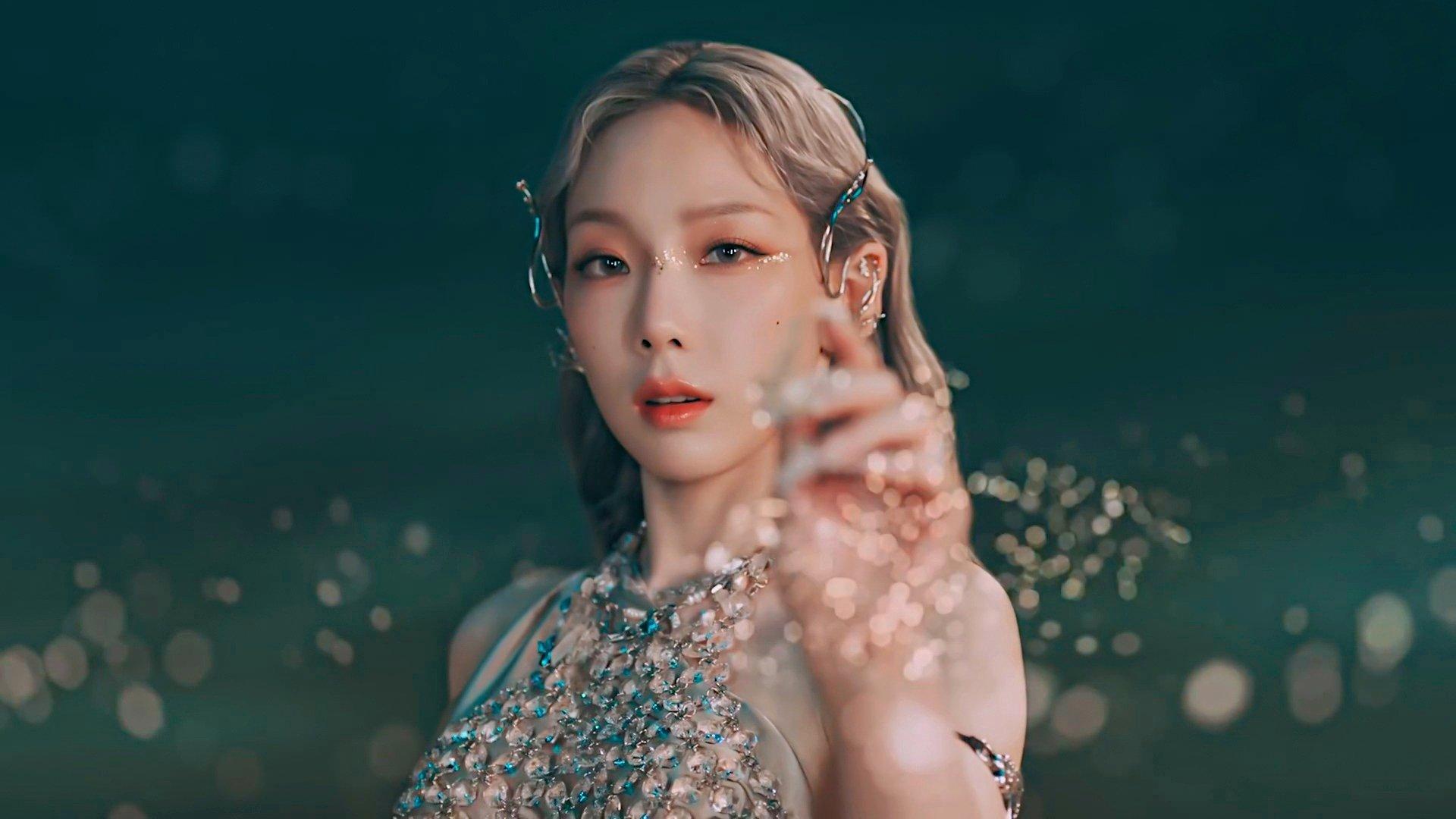 Taeyeon bùng nổ visual mà fan vẫn không công nhận 1 điều, được SM push để vượt mặt thành viên của nhóm nhạc khác? - Ảnh 9. Taeyeon bùng nổ visual mà fan vẫn không công nhận 1 điều, được SM push để vượt mặt thành viên của nhóm nhạc khác? - Ảnh 9.