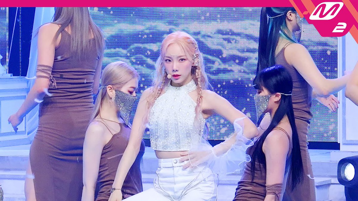 Taeyeon bùng nổ visual mà fan vẫn không công nhận 1 điều, được SM push để vượt mặt thành viên của nhóm nhạc khác? - Ảnh 11. Taeyeon bùng nổ visual mà fan vẫn không công nhận 1 điều, được SM push để vượt mặt thành viên của nhóm nhạc khác? - Ảnh 11.