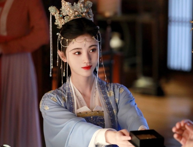 Từng c&oacute; C&uacute;c Tịnh Y đẹp kh&ocirc;ng hề giả tr&acirc;n vầy đ&acirc;y: Nhan sắc nhẹ nh&agrave;ng, thuần khiết bỏ xa c&ocirc;ng ch&uacute;a Hoan Thụy cả thước! - Ảnh 1.