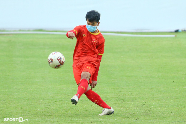 Cách xem trực tiếp trận Chung kết hấp dẫn giữa U23 Việt Nam và U23 Thái Lan - Ảnh 1.