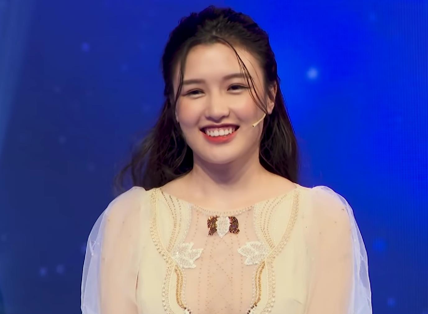 Phí Ngọc Hưng rời ghế nóng show hẹn hò, quyết định ra về cùng người đẹp The Face - Ảnh 1. Phí Ngọc Hưng rời ghế nóng show hẹn hò, quyết định ra về cùng người đẹp The Face - Ảnh 1.
