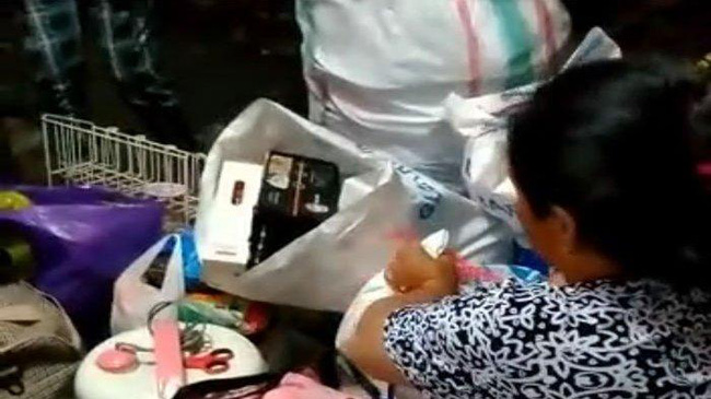 B&agrave; bầu 9 th&aacute;ng bị chồng đuổi ra khỏi nh&agrave; ngay trong đ&ecirc;m v&igrave; lười qu&eacute;t dọn v&agrave; sự thật cay đắng ph&iacute;a sau h&eacute; lộ &acirc;m mưu ho&agrave;n hảo - Ảnh 1.