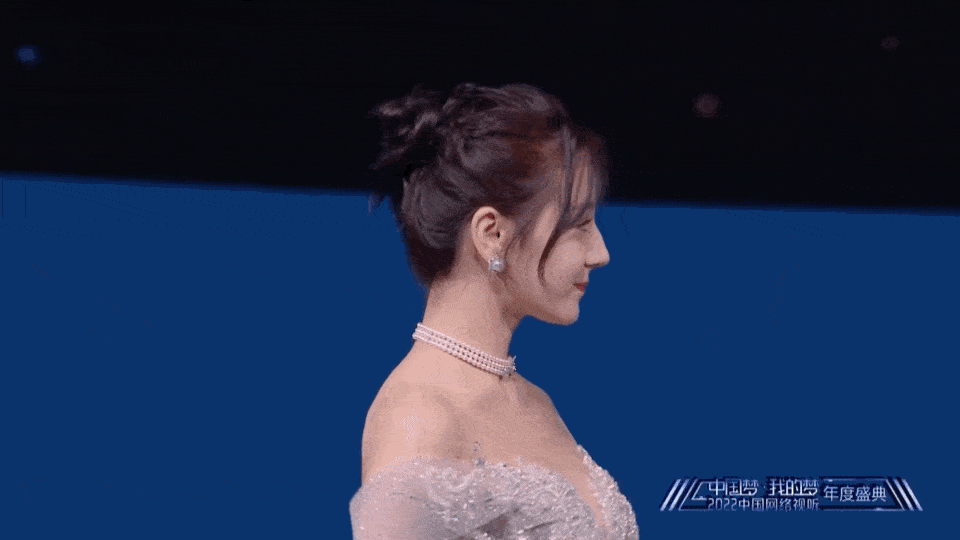 U là trời Dương Dương công khai thả thính Nhiệt Ba giữa sự kiện, ánh mắt mê muội này nghĩa là sao đây? - Ảnh 3.