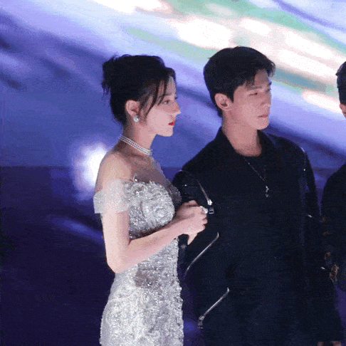 U là trời Dương Dương công khai thả thính Nhiệt Ba giữa sự kiện, ánh mắt mê muội này nghĩa là sao đây? - Ảnh 6.