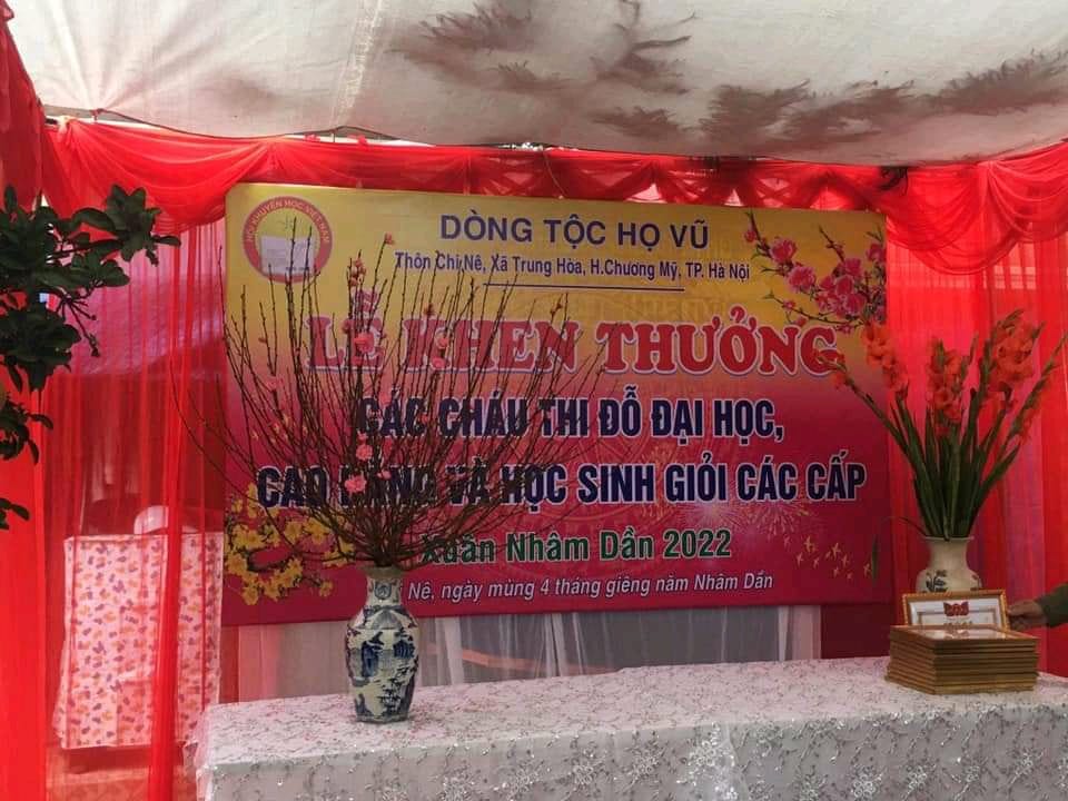 Trend mới đầu năm: Học sinh nô nức khoe phần thưởng dòng họ cực danh giá, ai được nhận thì phổng mũi lắm đấy - Ảnh 3.