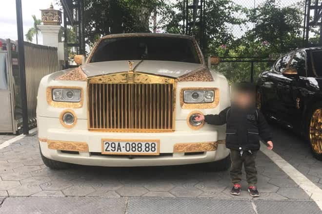 RollsRoyce Ghost dát vàng của ông Trịnh Văn Quyết hạ giá lần 5 chỉ còn  88 tỷ mà vẫn ế  Tạp Chí Bốn Bánh