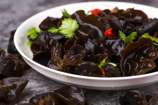 3 loại rau củ cực nhanh hỏng, kh&ocirc;ng tốt cho sức khỏe, tuyệt đối kh&ocirc;ng n&ecirc;n t&iacute;ch trữ l&acirc;u ng&agrave;y - Ảnh 4.