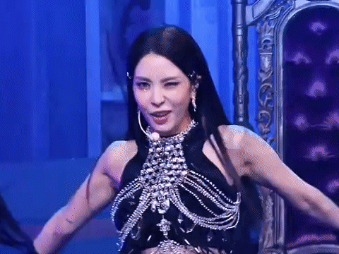 Chị đại SM nhảy chẳng thua k&eacute;m đ&agrave;n em Gen 4 nhưng debut 22 năm chưa bao giờ quay dance practice - Ảnh 4.