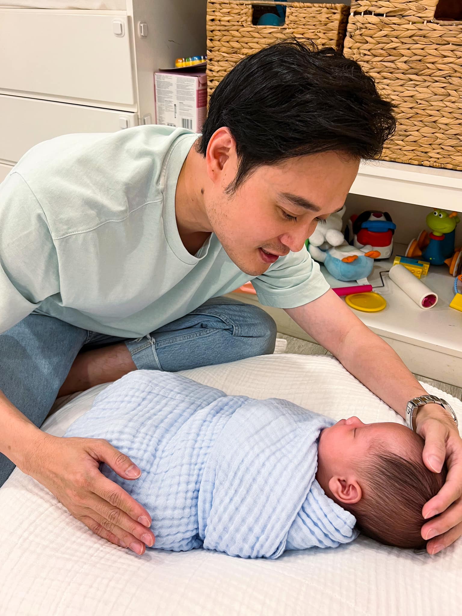 Prince Nightingale Quang Vinh showing off his son's photo, revealing the baby's intimate name?  - Photo 3.